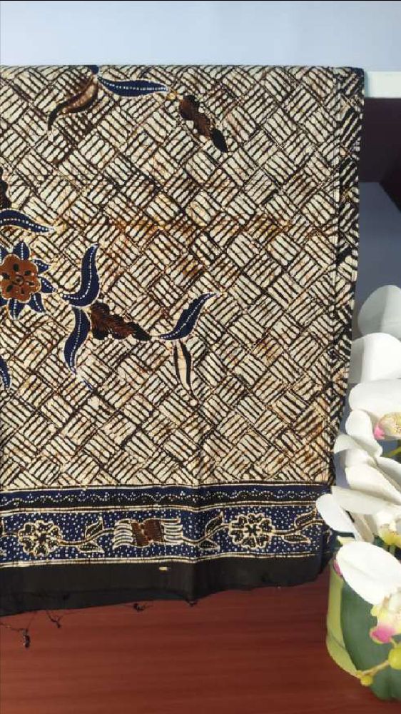Batik Tulis Tuban Motif Nam-naman Gedhek